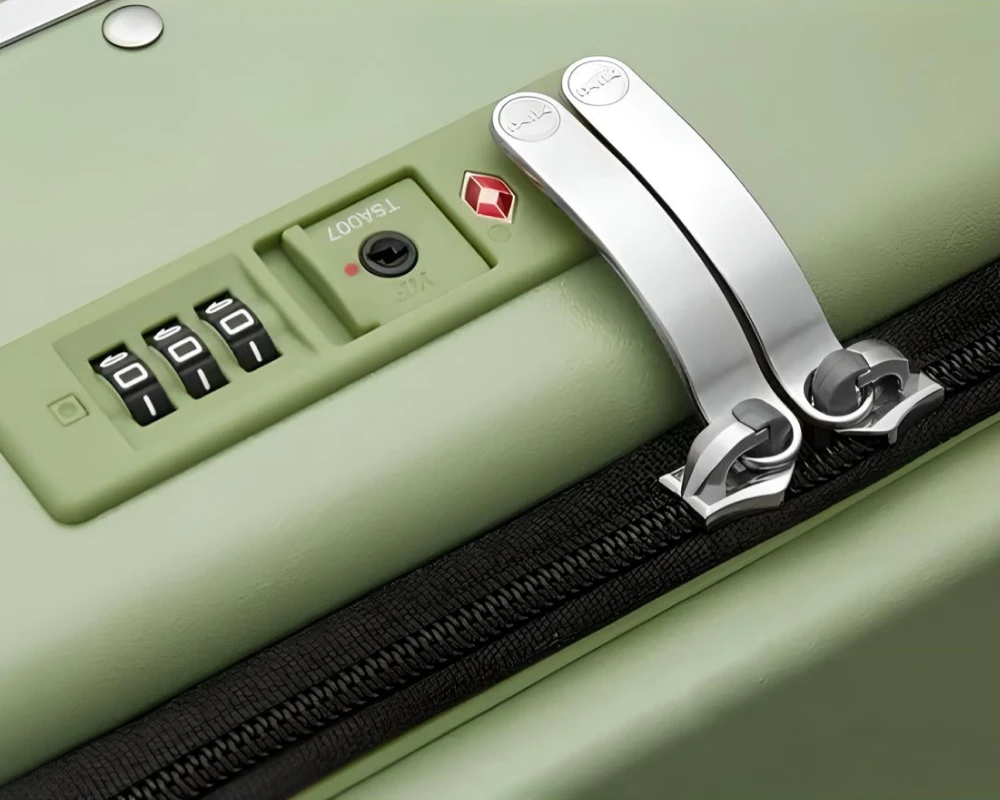 carry bag with wheels